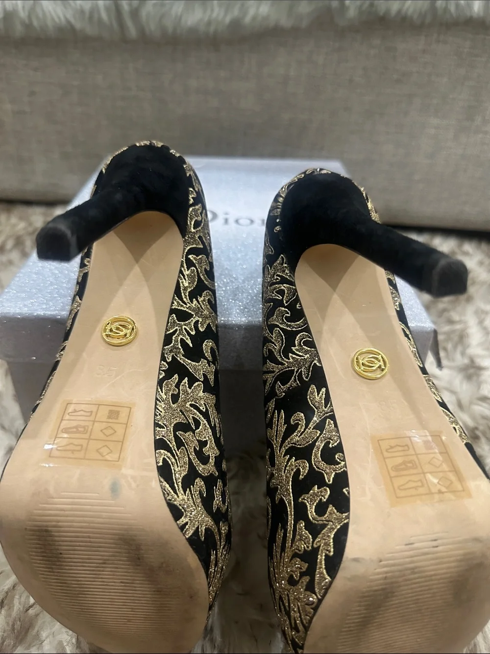 BEBE Black and Gold  velvet Embroidered Platform Pumps 5 heel 2 inch platform